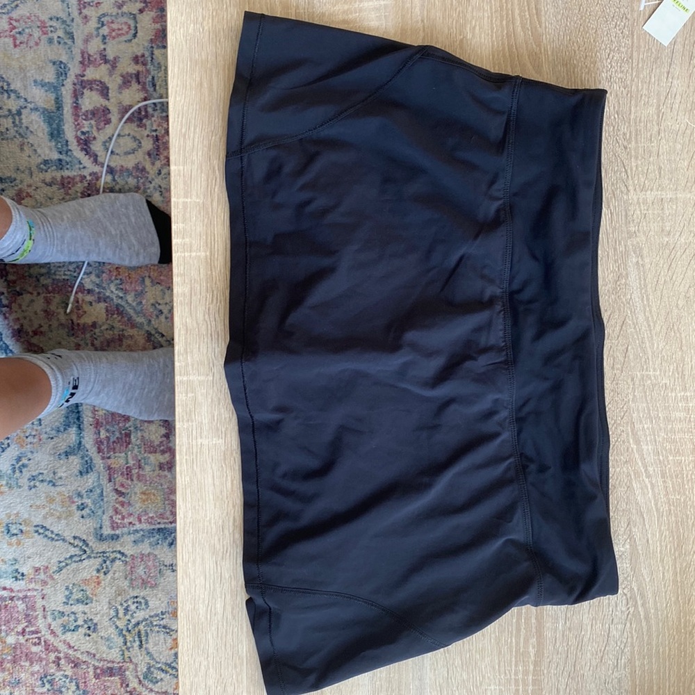 Lululemon Pace Rival Mid-Rise Skirt regular size 10